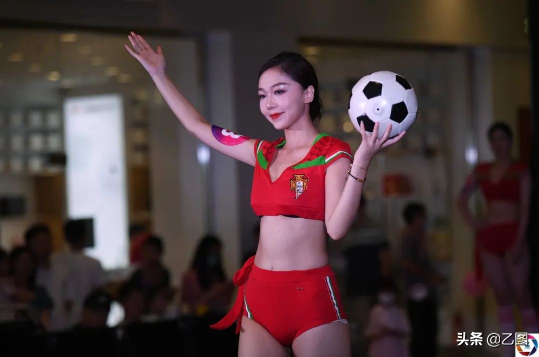 欧洲杯走秀,欧洲杯模特开幕式