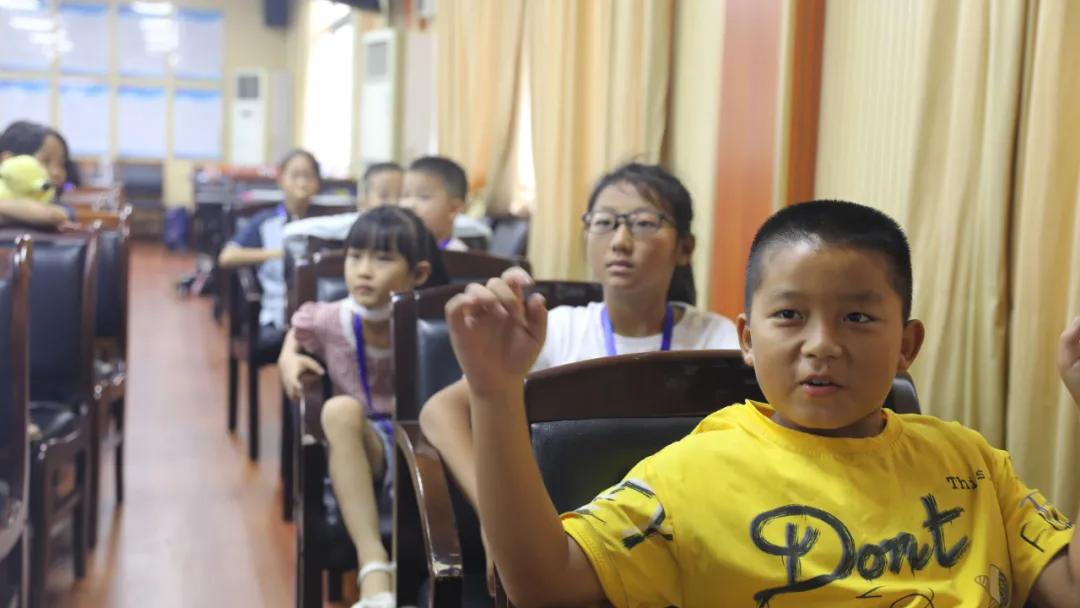 寒假在托管班的一天300字,假期托管班一日三餐