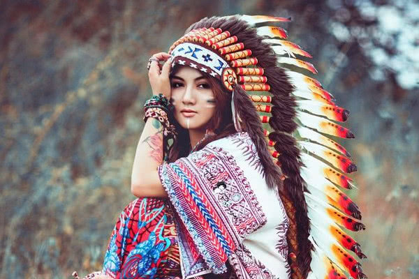 美女如云的部落，男性却寥寥无几，无奈只能抓外族壮丁回家