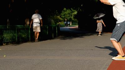 阿迪刀锋鞋,耐克刀锋鞋子