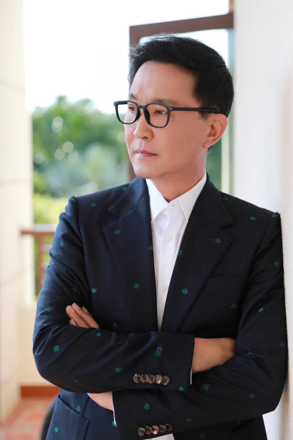 吴刚这位演员还在吗,吴刚是个戏混子么