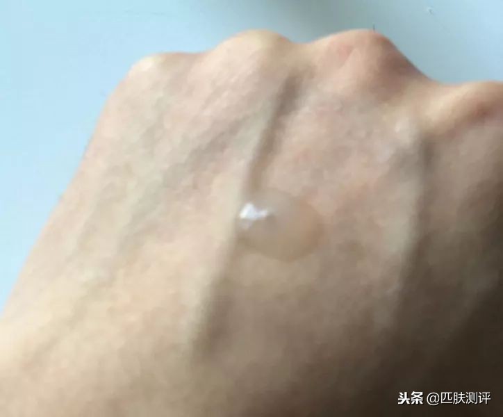 平价又好用的美白淡斑精华,平价美白精华测评视频