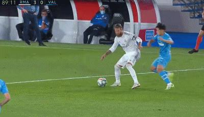 李刚仁韩国足球很多方面都要改变,韩国队评价李刚仁