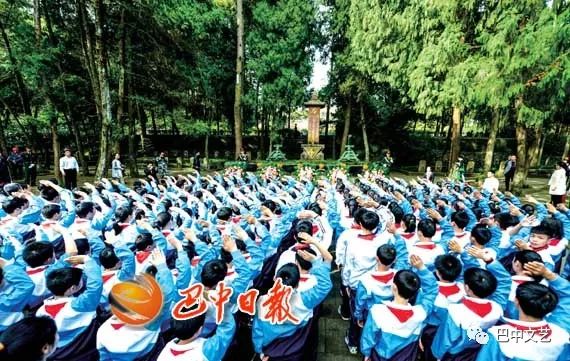 承接历史开创未来,承载历史文脉传承是否正确