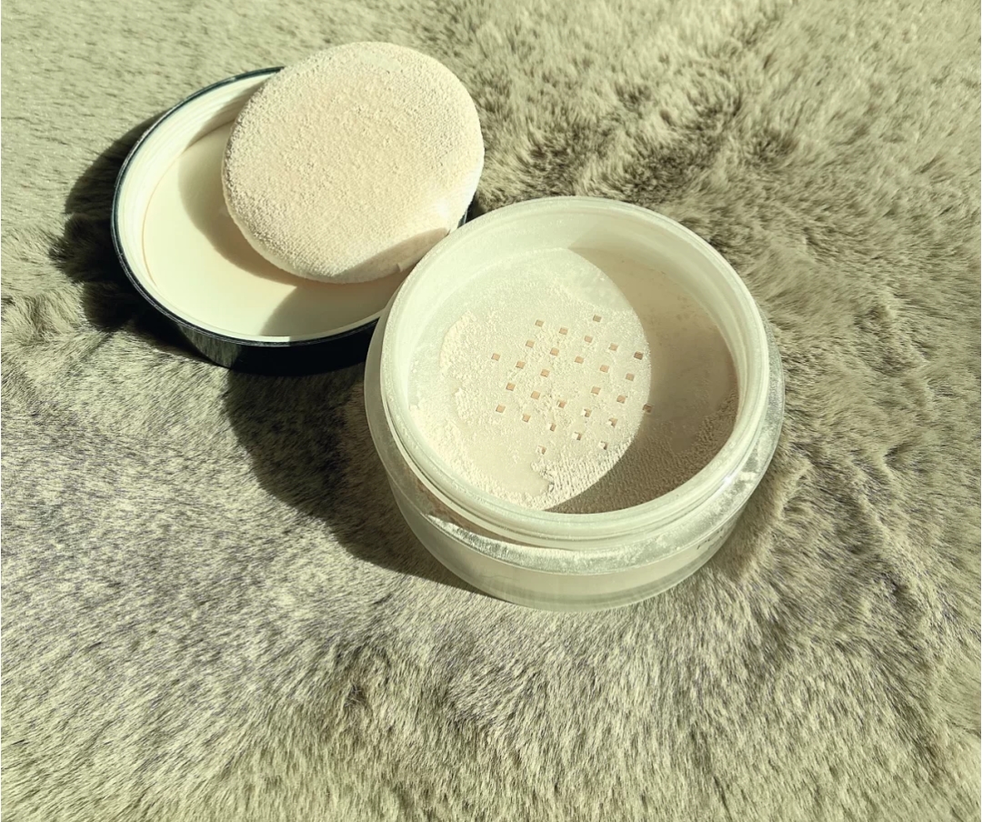 十大公认好用的散粉干皮黛珂,mac定制无瑕粉底液加黛珂散粉