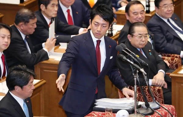 “安倍接班人”上任一月屡出洋相，强辩气候政策“性感”论再遭抨
