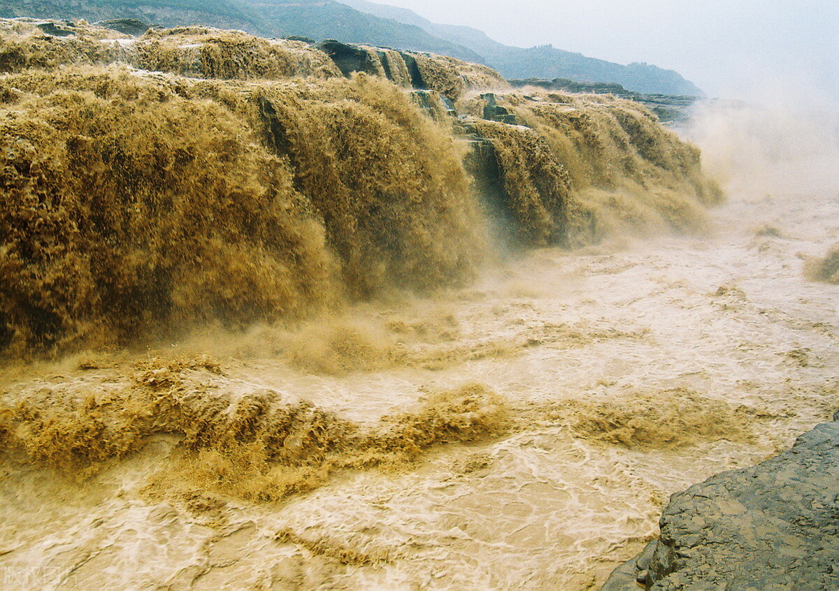 今天看到一个问题，问的是“山西运城真的很穷”，让我很诧异