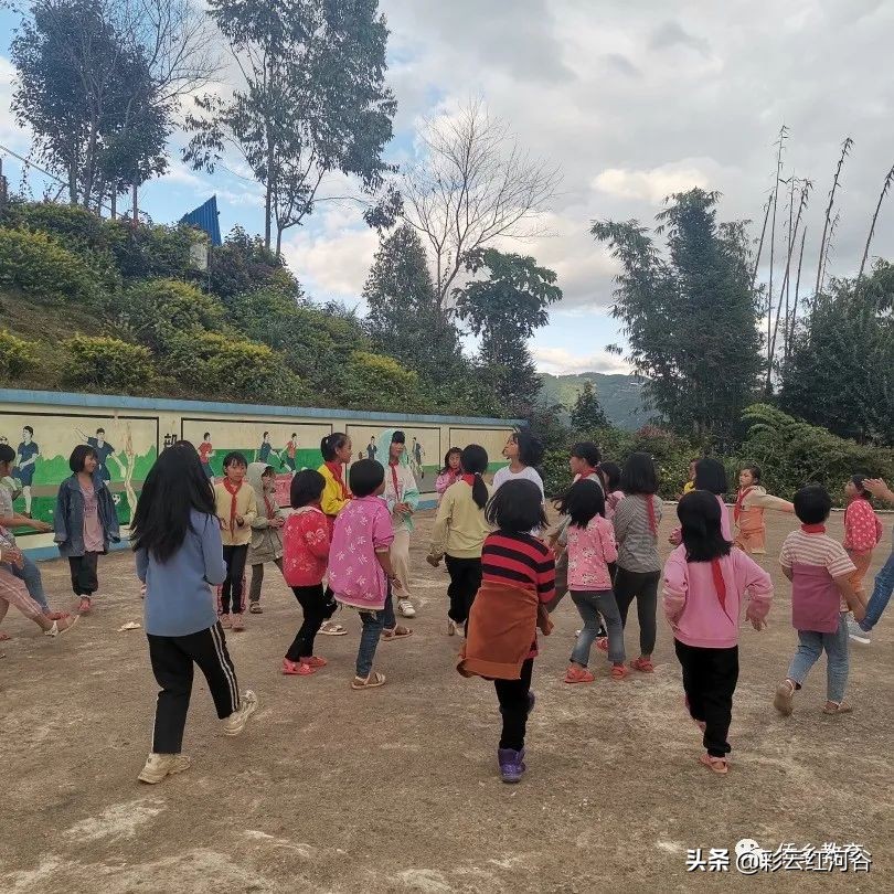 东岳观镇中心完小少年宫活动,乡村学校少年宫活动视频