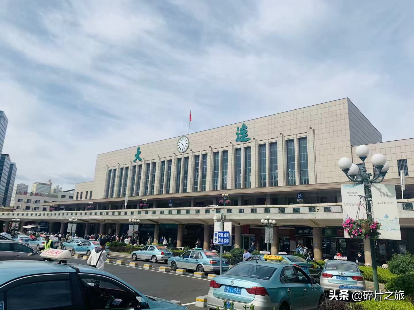 海滨城市大连旅游必备攻略,美丽的海滨城市大连星海广场