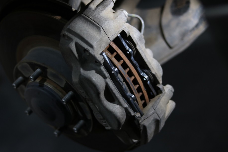 怪兽修车:修复一辆09款中东版丰田霸道,最终旧车变新车