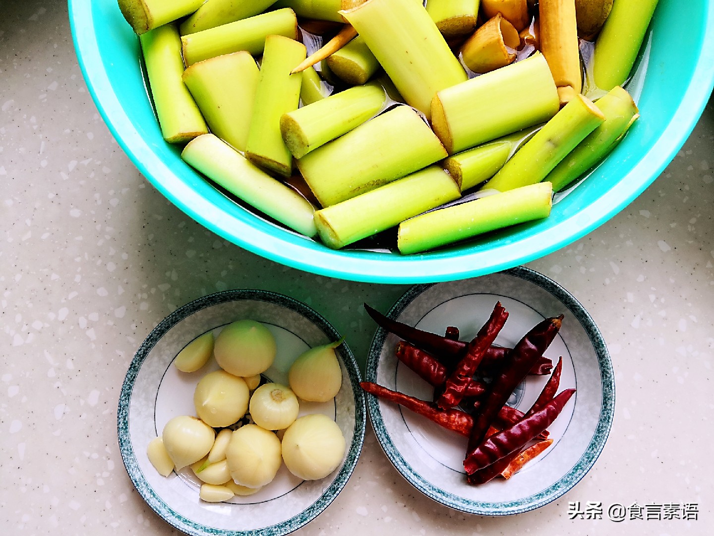 芋头花焯水,芋头花的正确焯水方法
