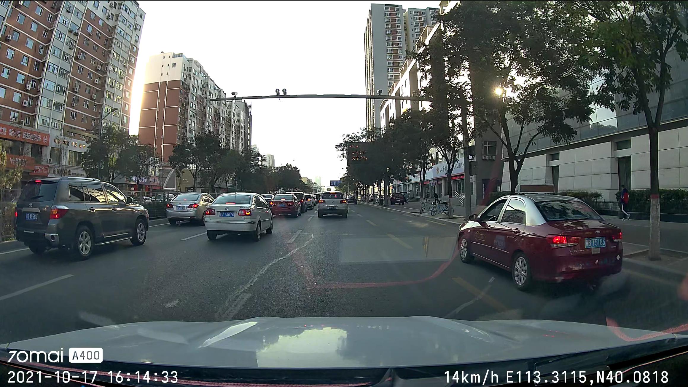 行车记录仪到底是哪一款要好一些,70迈行车记录仪a400和360哪个好用