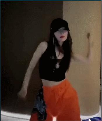 李小璐最新自拍秀小蛮腰,李小璐热舞大秀小蛮腰