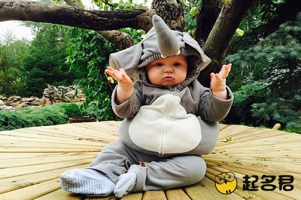 92年五行缺火男孩取名,男孩五行缺火取名注意事项