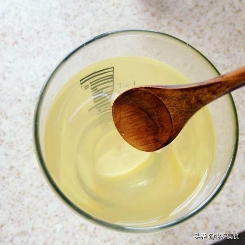 在家自制蜂蜜柠檬茶,自制蜂蜜柠檬茶对身体好处