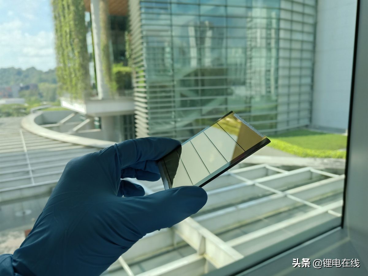 钙钛矿太阳能电池取得了突出成就,澳洲科学家研究成功了吗