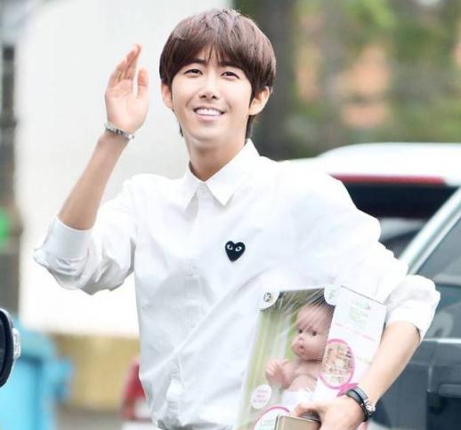 演唱会现场边伯贤遇到的理想型,边伯贤最近舞台