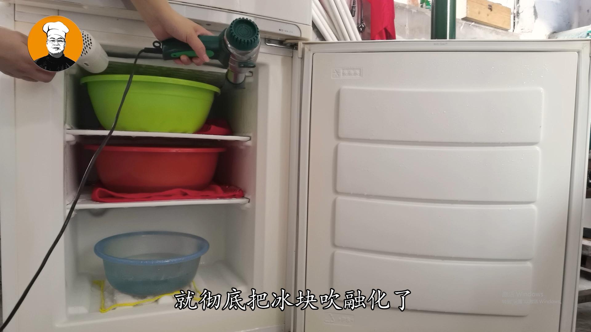 冰箱结冰太厚切记别敲,冰箱结冰不结霜的小窍门