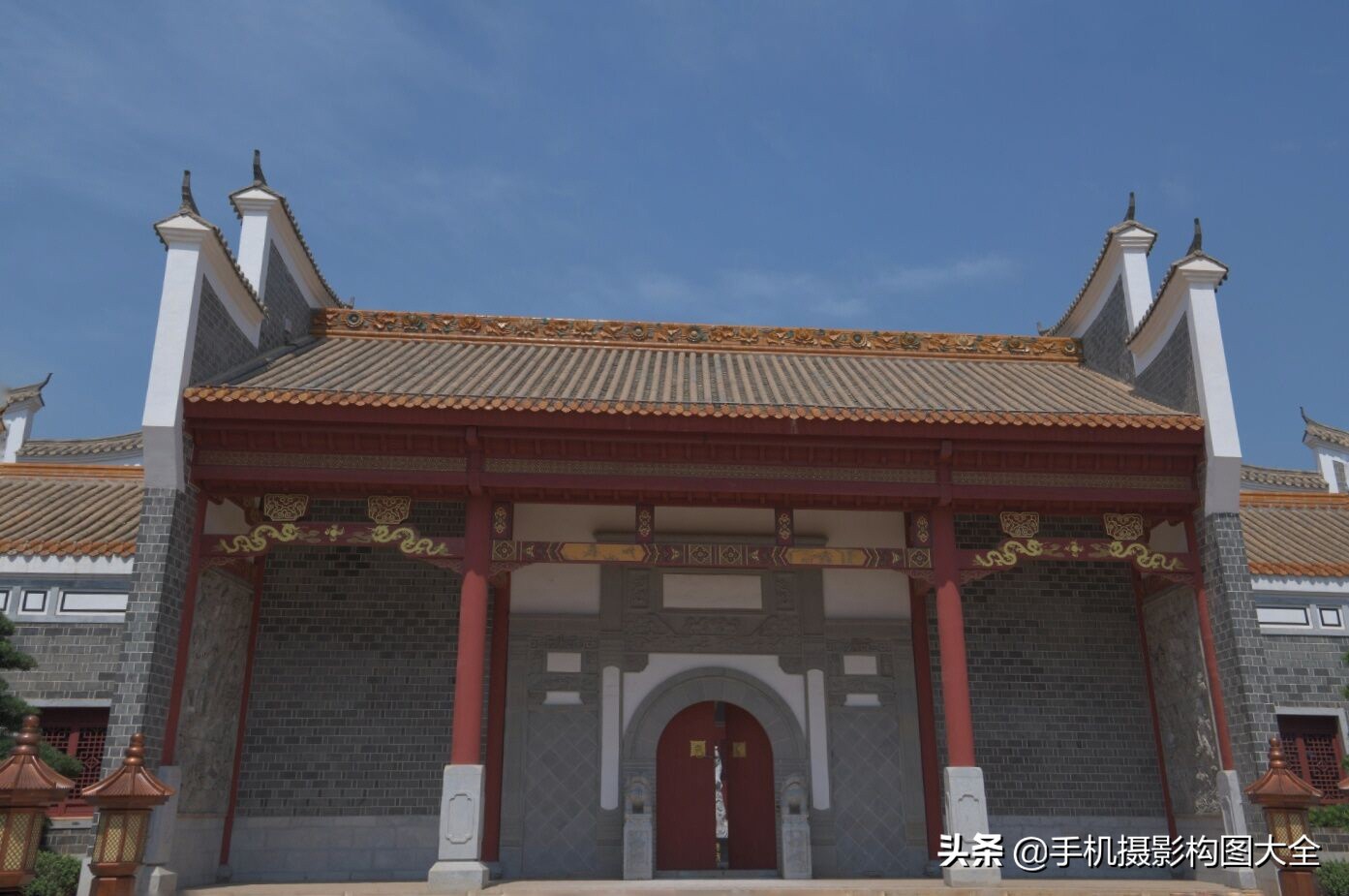 手机怎么拍倾斜摄影,拍照技巧手机摄影高楼