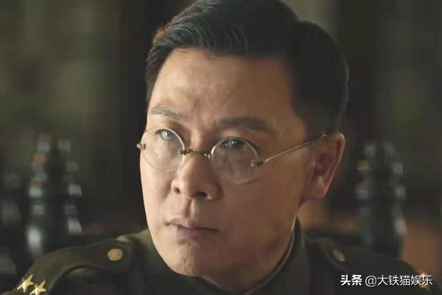 10位男星颜值今昔对比,10位男歌手今昔对比