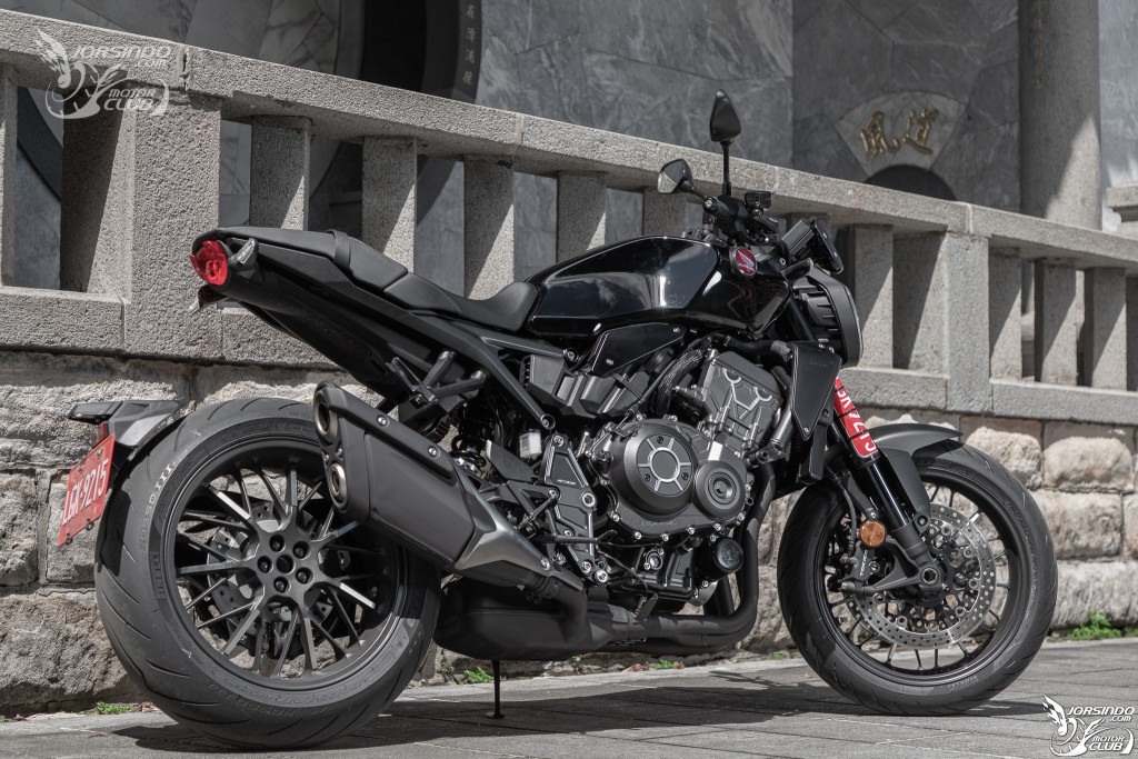 本田cbx1000摩托车试驾,试驾本田CB1000R