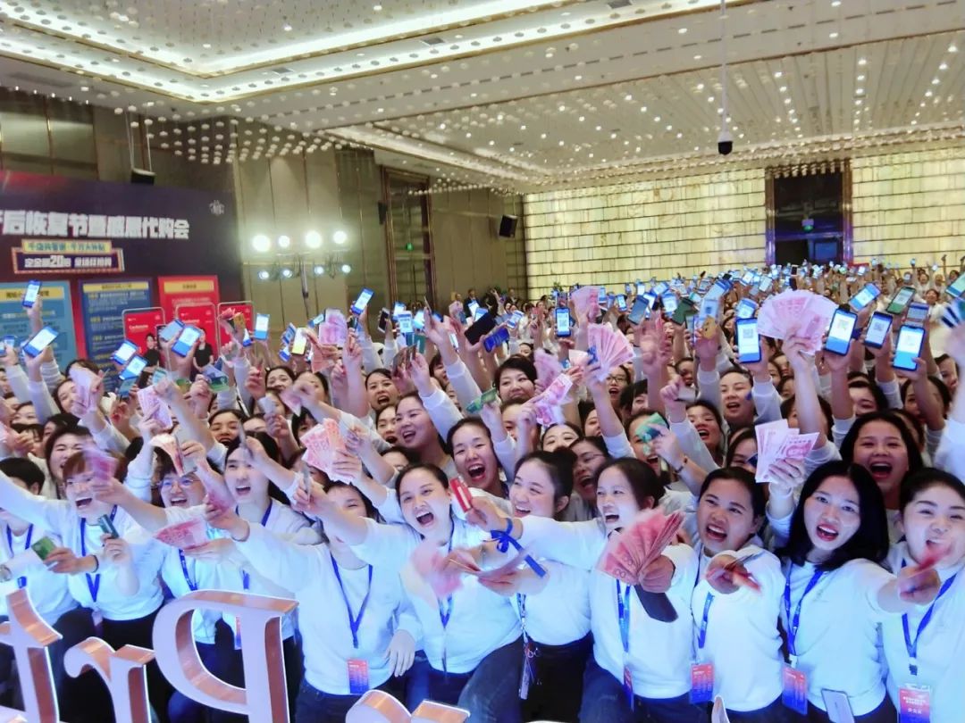 蓝丝带第四届产后恢复节圆满落幕