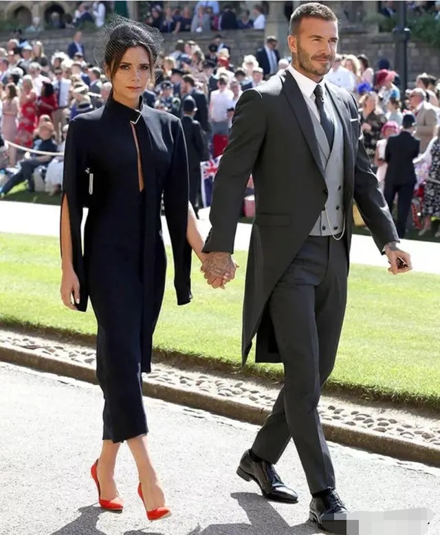 贝克汉姆维多利亚做了什么事,维多利亚对贝克汉姆影响