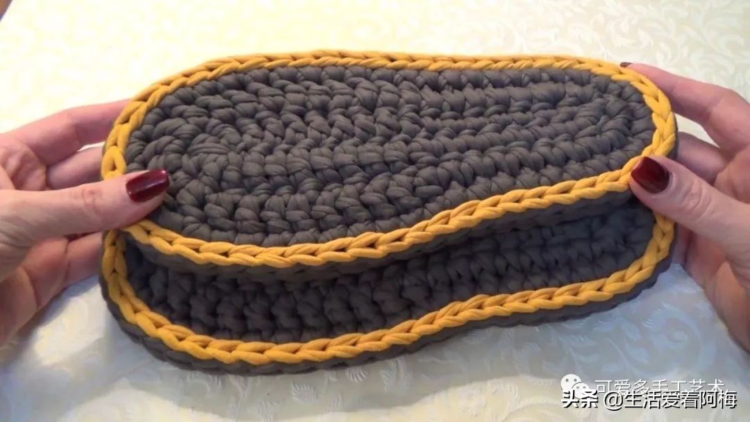 自己用毛线做布拖鞋,用布条线编拖鞋
