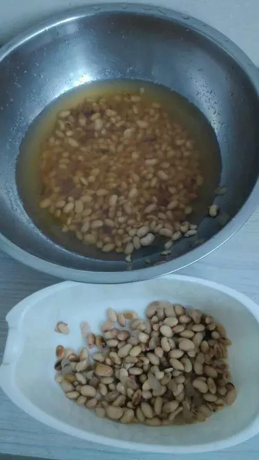 君子兰爱喝醋更爱喝酒,君子兰爱喝过期牛奶吗