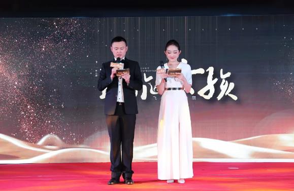 看图识人的女人是谁,看图识人这个女人是谁