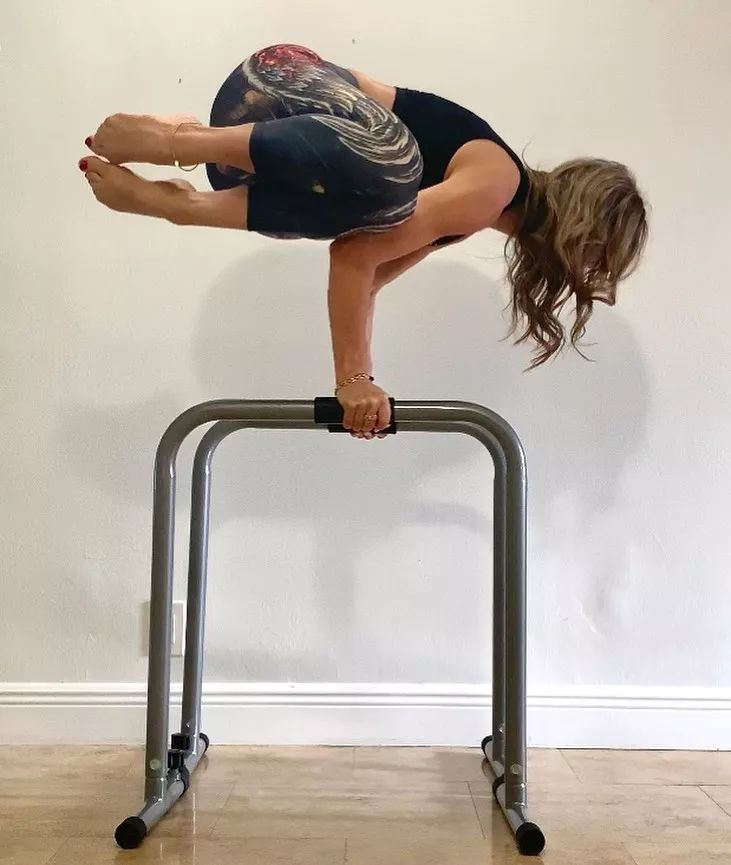 跟着波姐练习瑜伽,让你拥有让人艳羡的绝美身姿