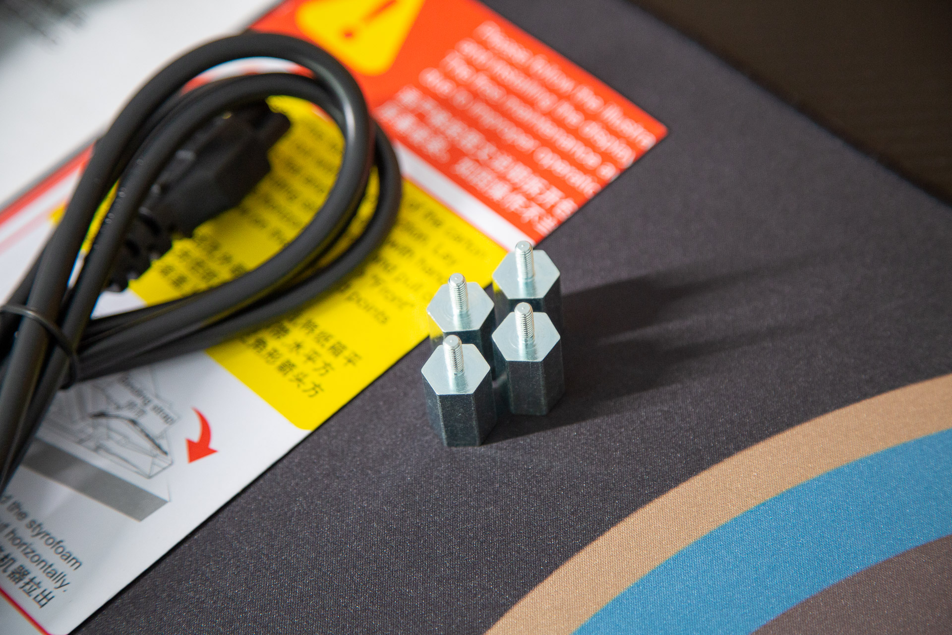 四大金刚接班人——AGON 电竞显示器AG273QG测评