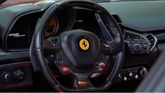 法拉利458italia限量版,所有男人的跑车梦