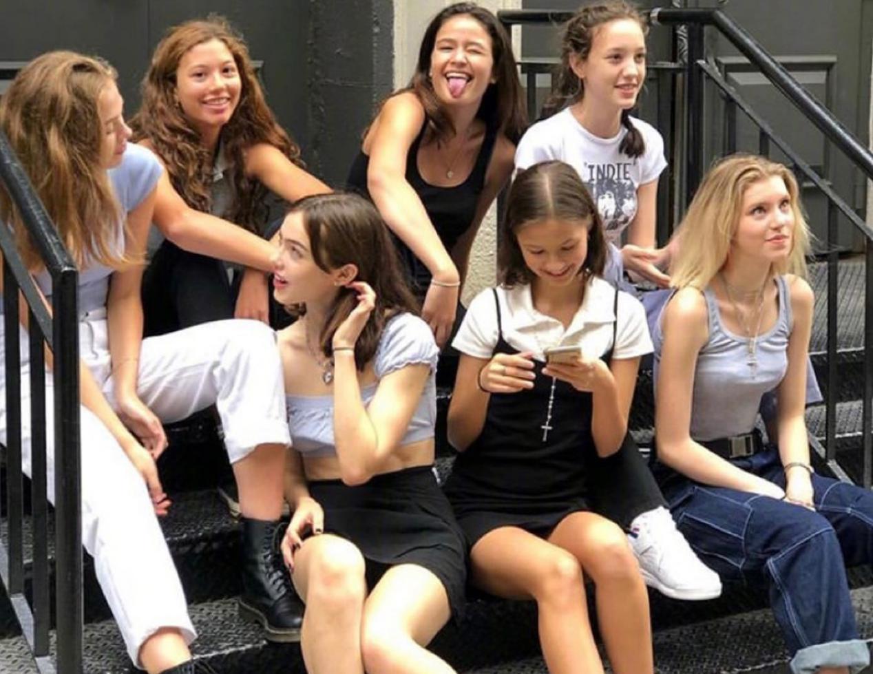 有小肚腩的小个子女生夏季怎么穿,适合有小肚腩的短上衣