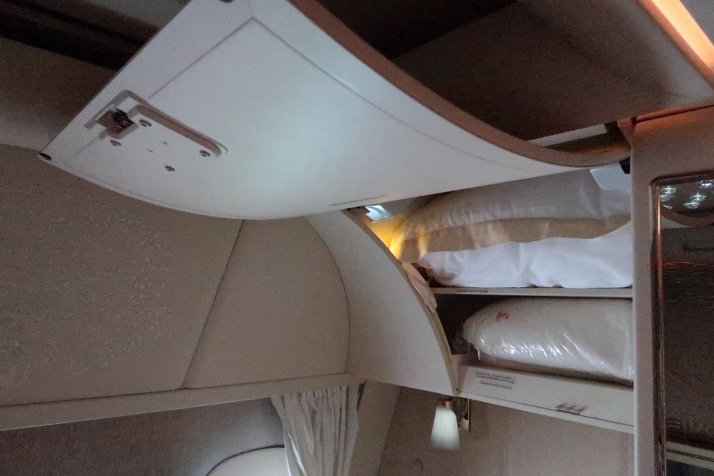 阿联酋航空777300经济舱,阿联酋航空777头等舱机票