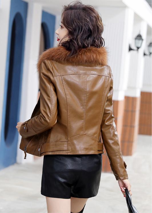 皮衣的穿搭技巧冬季,皮衣还能这样搭穿上立马时尚起来