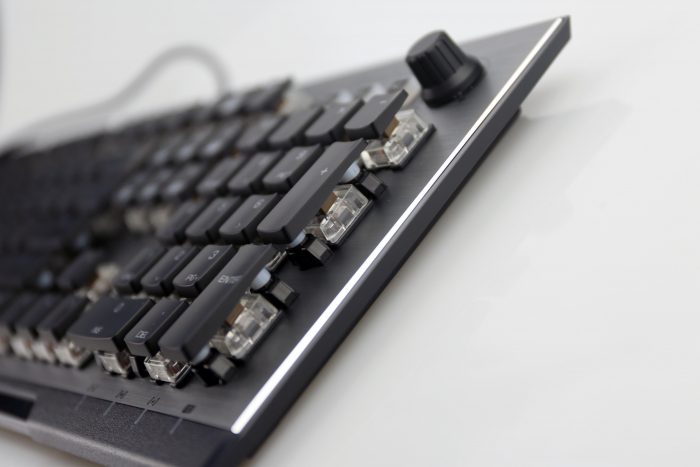 能够媲美cherry轴的机械键盘,泰坦轴键盘的缺点和优点