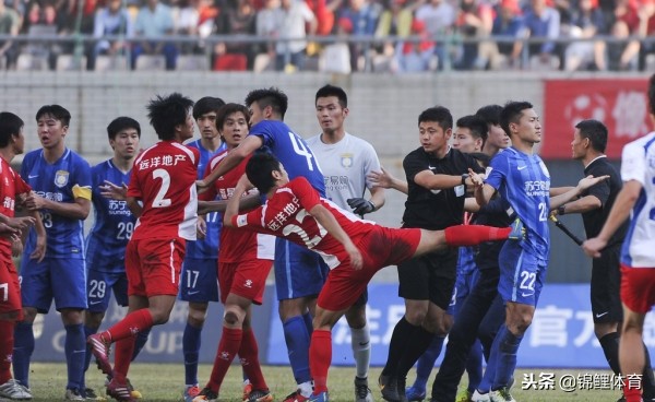 球场暴力事件完整版,球场暴力事件怎么处理