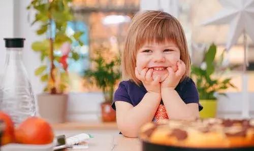 孩子犯错父母用这个方法效果更好,孩子犯错父母打骂后怎么纠正