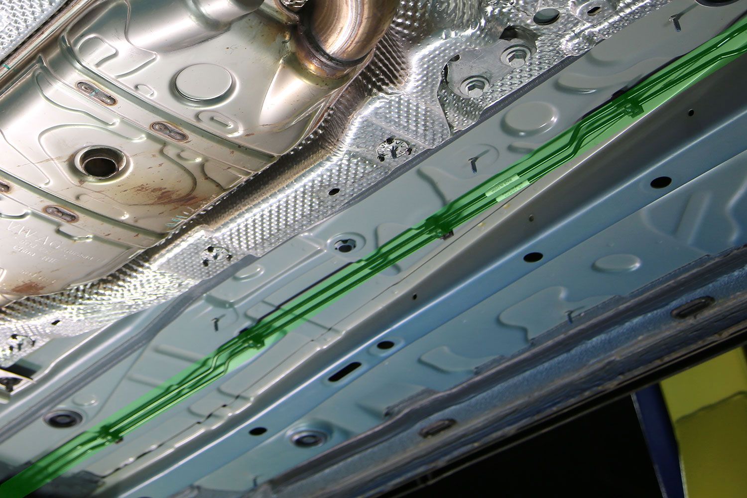 探岳发动机护板拆卸视频,大众探岳底盘装甲