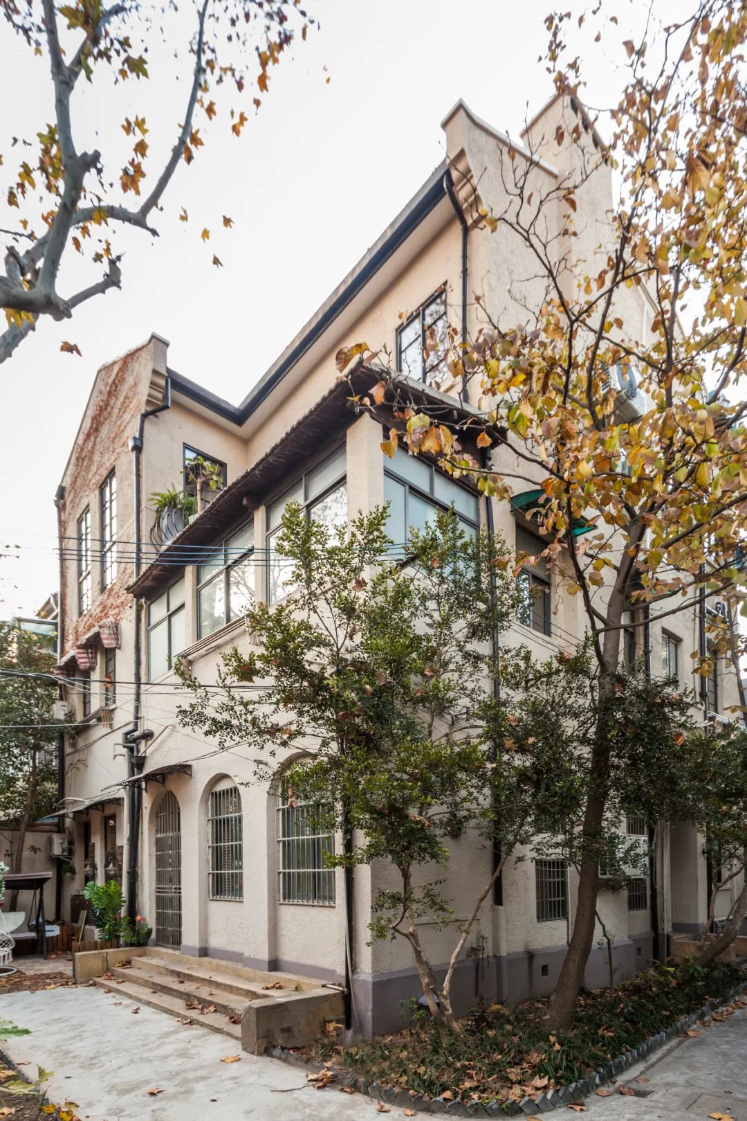 外国夫妻住老洋房,跨国夫妻住200平