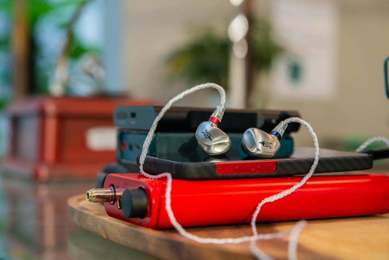 UPM动圈单元潜力很大？MEZERaiSolo体验