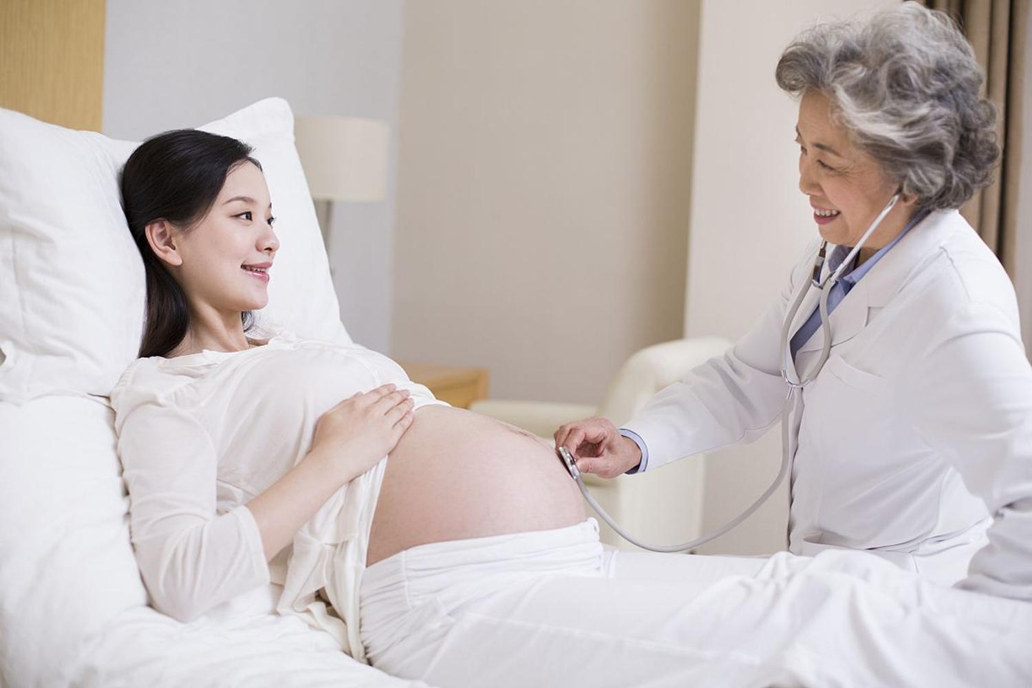 怀孕8个月忽然来例假？及时就医后医生表态，“来得正好不用怕”