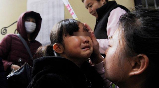 孩子遇到事情就爱哭,如何管教孩子爱哭