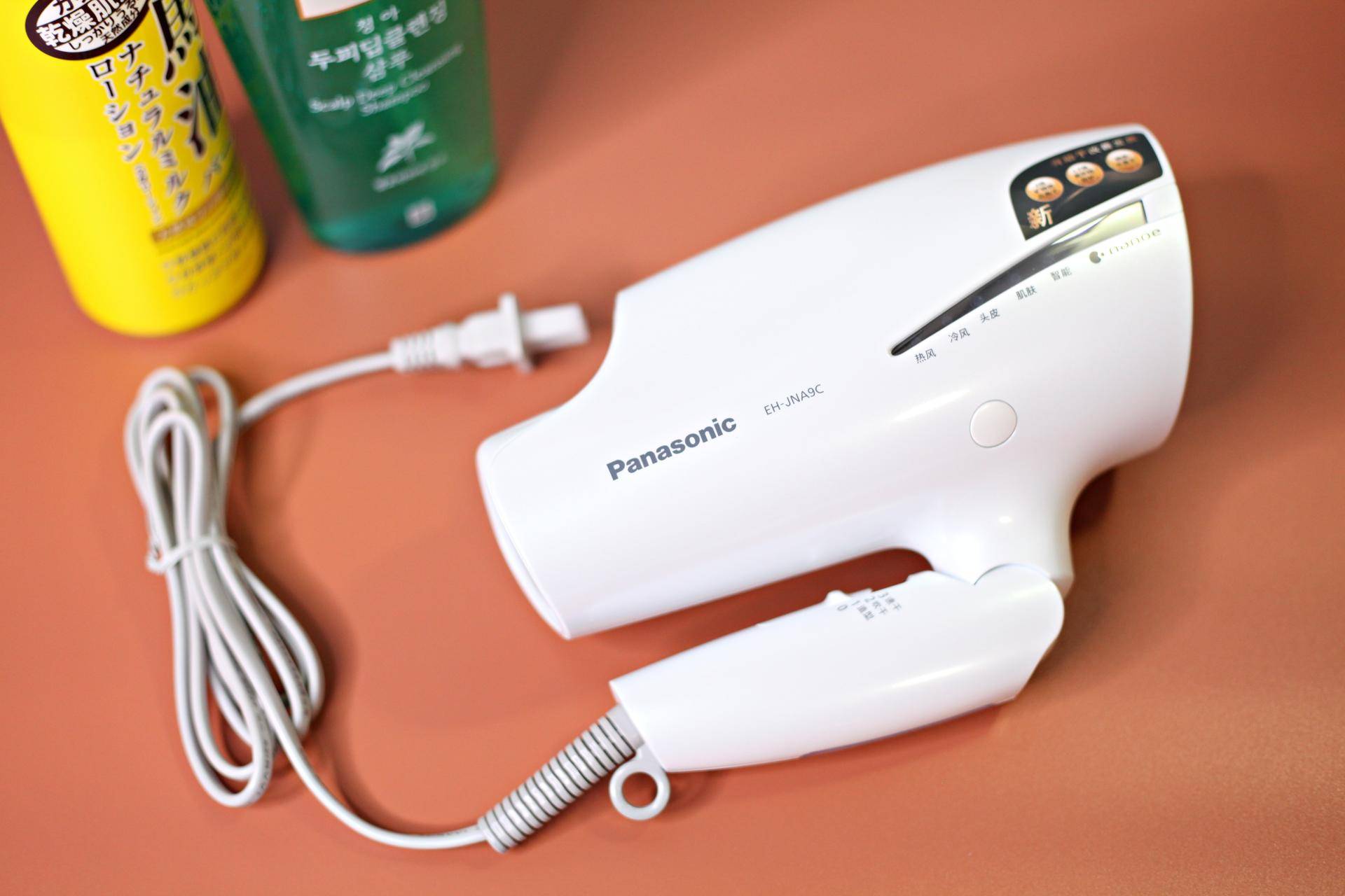 松下吹风机如何把头发吹直,松下电吹风怎么样啊