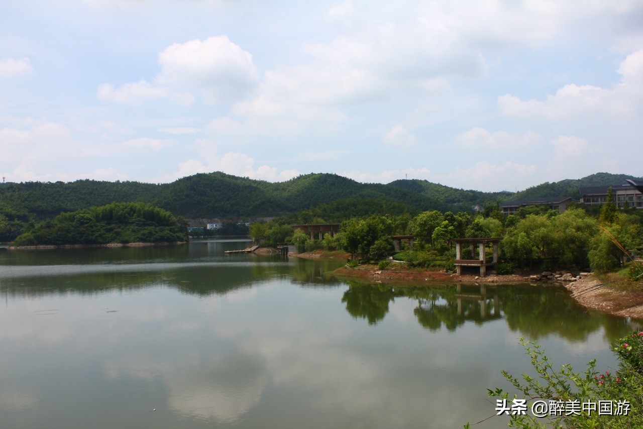 九龙湖景区简介,九龙湖景区旅游攻略