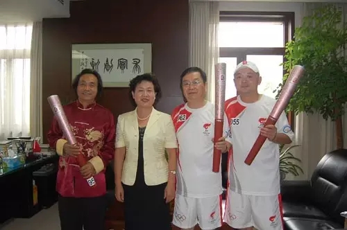 贺向东，国家临床重点专科、国家中医药管理局重点专科学科带头人