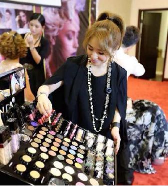 royalbeauty唇膏,royalbeauty泰国