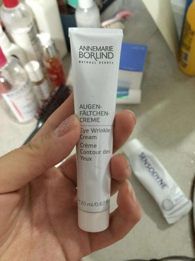 眼霜推荐25岁适合的眼霜,给大家推荐一款超好用的眼霜