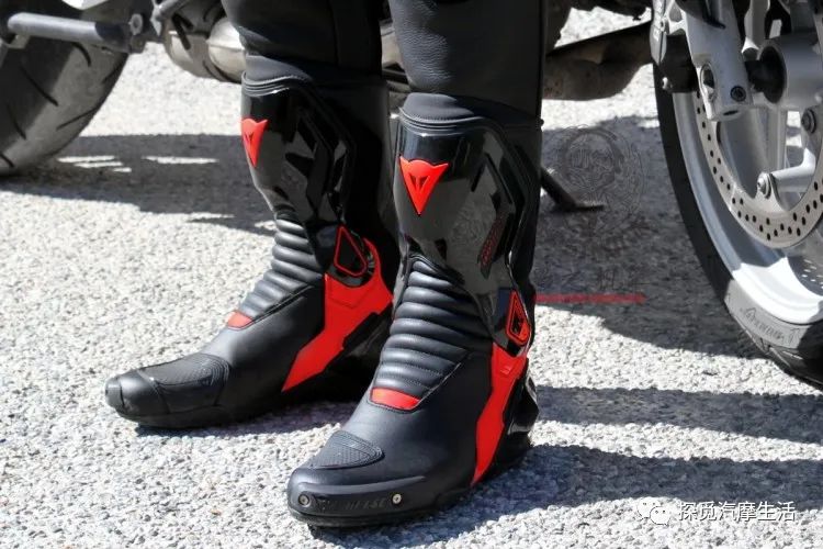 日常骑行穿什么骑行靴,骑行服和骑行靴哪个更重要